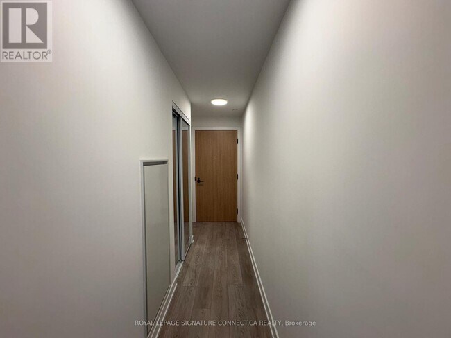 Photo du bâtiment - 35 Parliament St