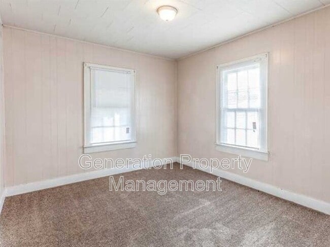 Building Photo - 3609 Ridgeside Rd