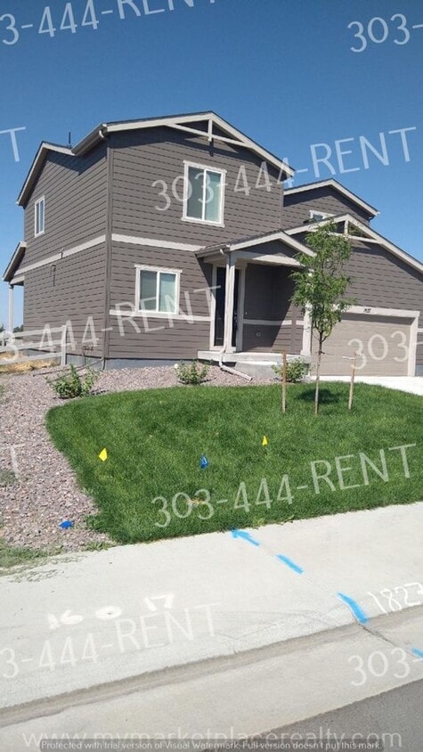 Primary Photo - Beautiful & Desirable Golf Course Community!
