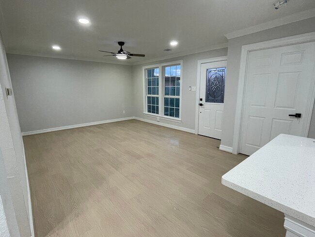 Foto del edificio - 7022 Fondren Rd