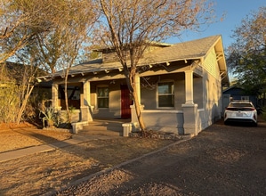 Building Photo - 1505 W Pierce St