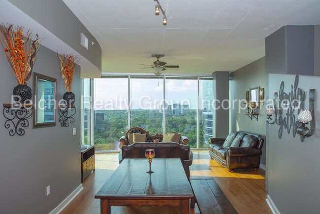 Foto del edificio - 3300 Windy Ridge Pkwy SE
