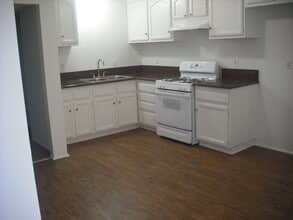 Building Photo - 2530 El Dorado Ave