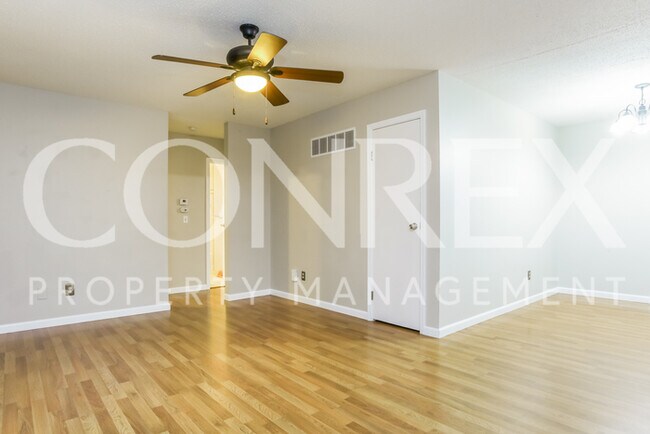 Building Photo - Great 3 Bedroom in Kansas City!