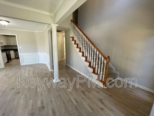 Foto del edificio - 5780 Carriage Hills Dr
