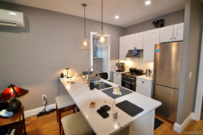 Building Photo - 474 Piermont Ave