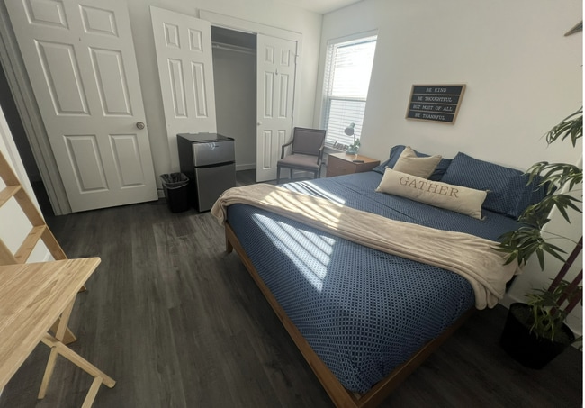 Building Photo - 8124 Sterlingshire St