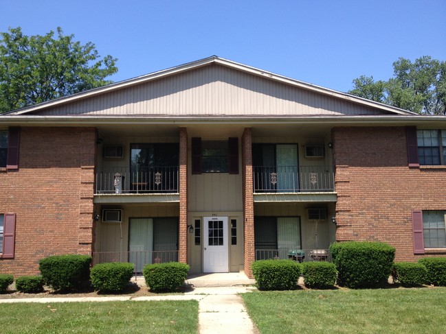 Building Photo - Trotwood Villa Apartments