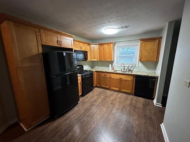 Foto del edificio - 963 Brooklyn Ct