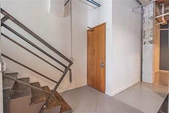 Building Photo - 650 Glen Iris Dr NE