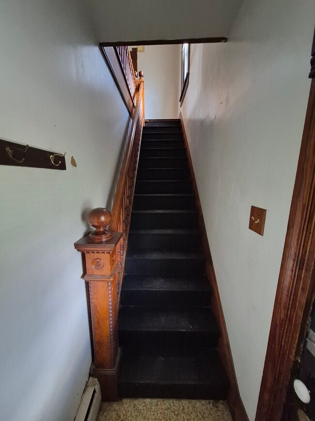 Building Photo - 62 S Gamble St