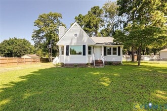 Building Photo - 3524 E Chagford Terrace