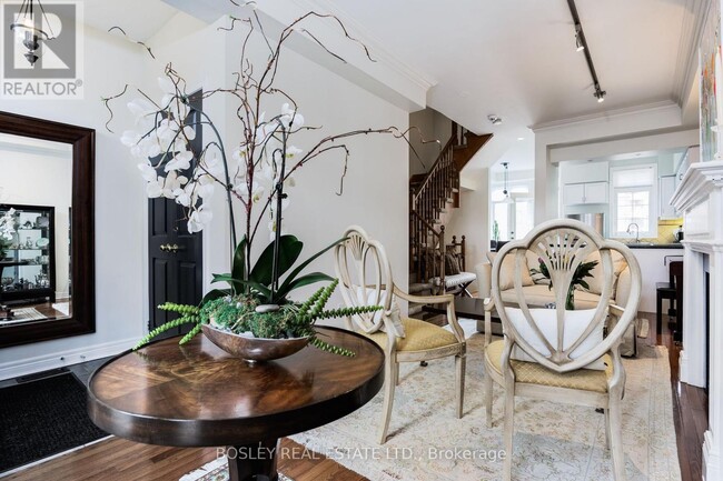 Building Photo - 17 Krawchuk Ln