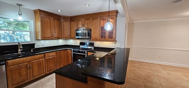 Building Photo - 109 Meadowbrook Ct
