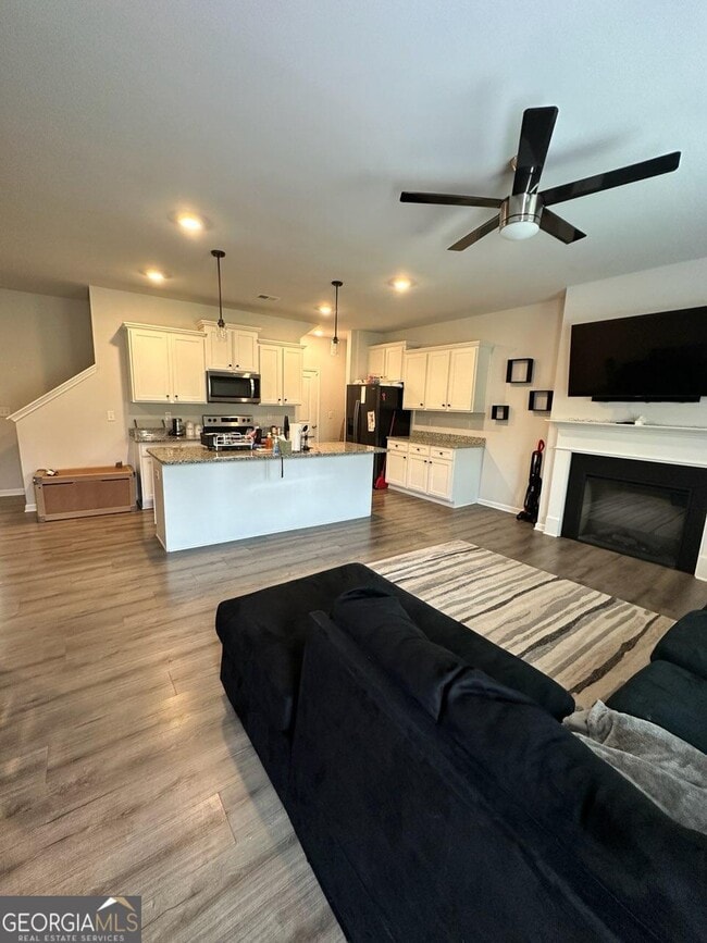 Building Photo - 4514 Fillmore Trl SW