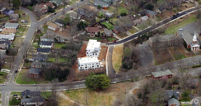 Aerial Photo - 600 West Blvd