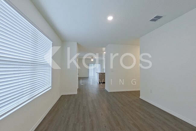 Building Photo - 32153 Katelin Cir