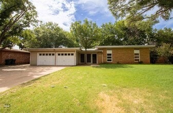 Building Photo - 4304 Wynnwood Dr