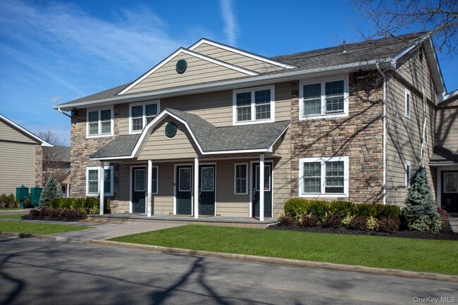 Building Photo - 113 Terrace T01113 Ter