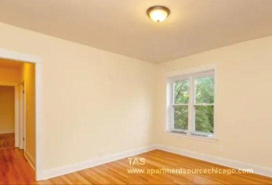 Foto del edificio - 1526 N Kedzie Ave