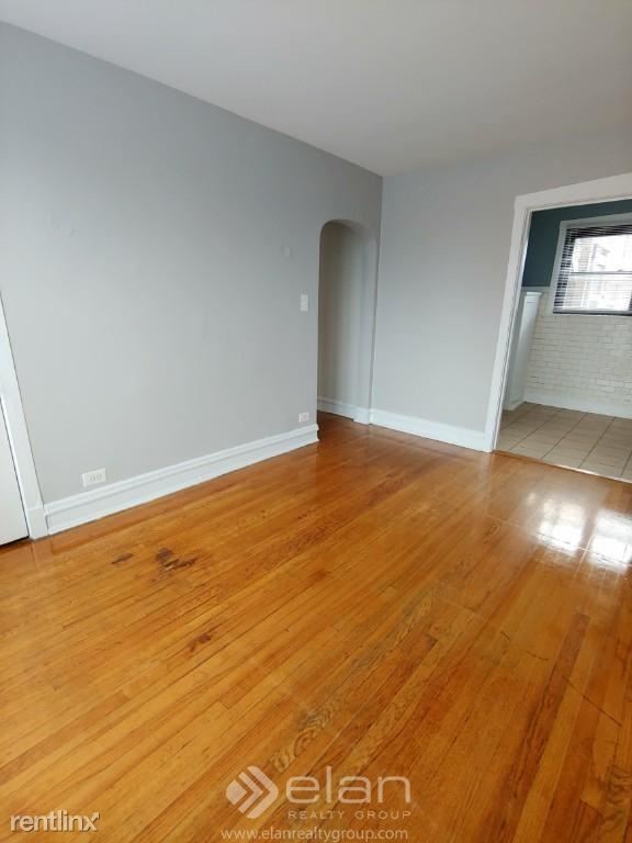 Foto del edificio - 1741 W Devon Ave