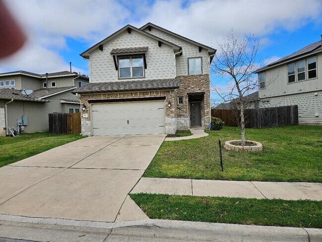 Building Photo - 8012 Izetta Ln