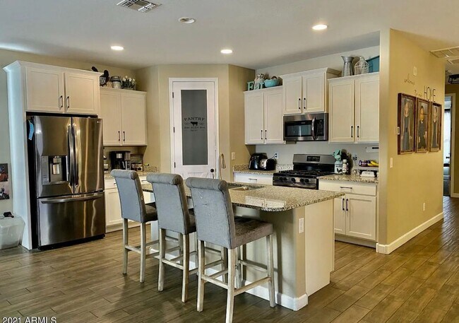 Foto del edificio - 25837 N 134th Dr