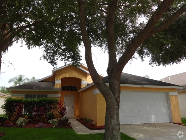 Building Photo - 1750 Kirtley Dr