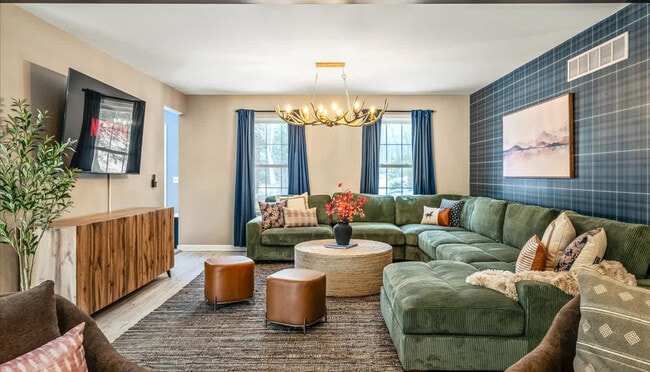 Building Photo - 280 Canal Rd