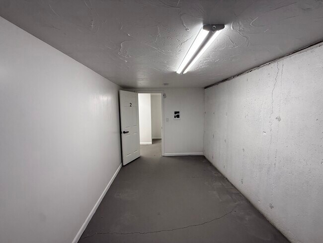 Photo - James Apt