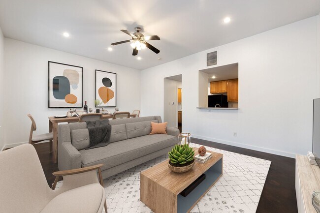 Foto del edificio - 2601 E 7th St