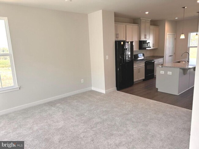Foto del edificio - 7924 Olive Branch Ln