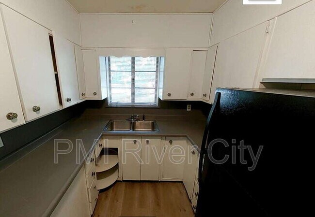 Foto del edificio - 1414 Glengarry Rd