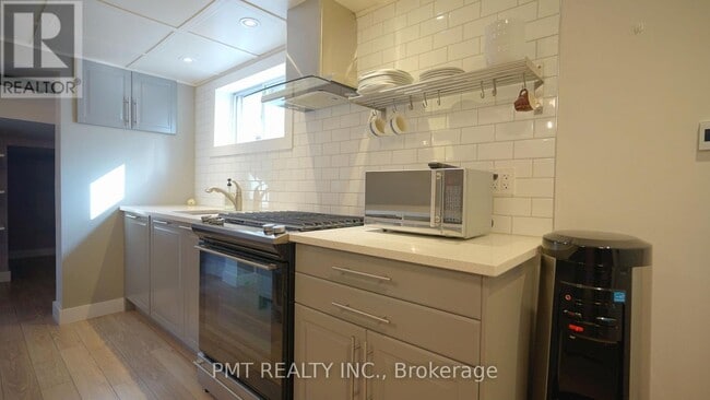 Photo du bâtiment - 94 Glenhaven St