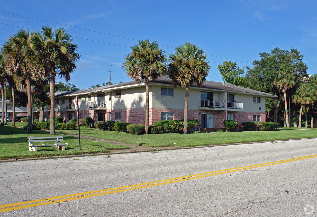 Town & Lake Garden Apartment - Apartments in Sanford, FL | Apartments.com