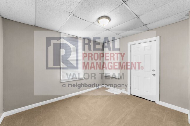 Building Photo - 3439 W 65th St