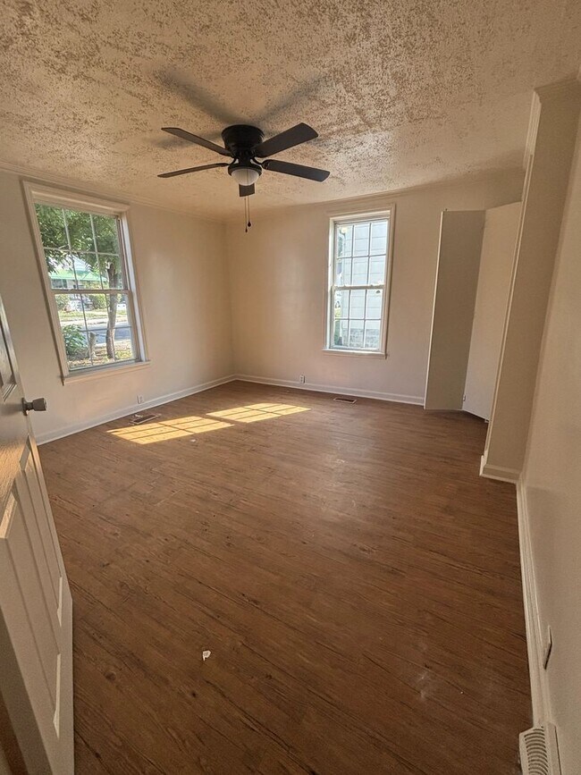 Foto del edificio - 836 W Sprague St