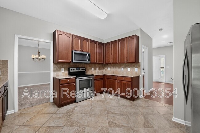 Foto del edificio - 2041 White Cedar Ln