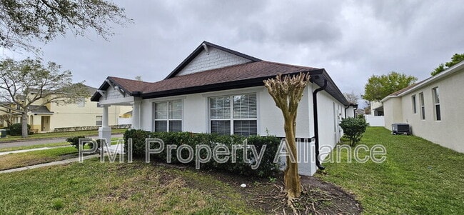 Building Photo - 13760 Phoenix Dr