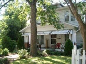 Building Photo - 603 Magnolia St