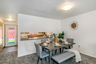 Building Photo - Alder Creek Apartments