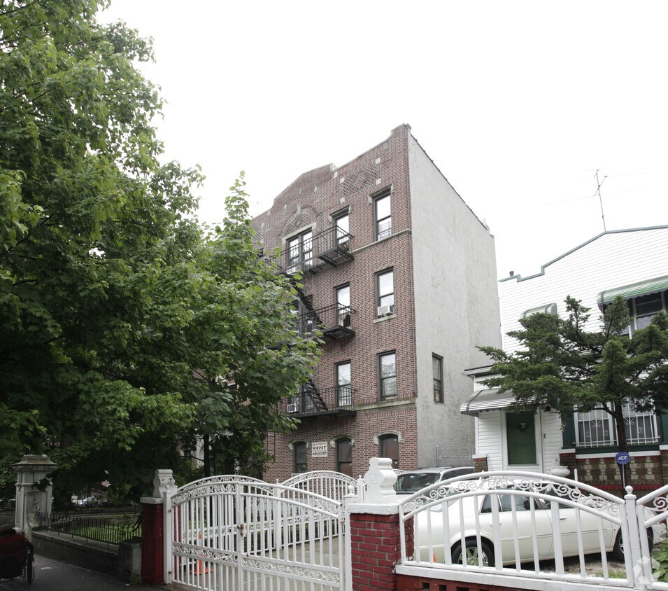 Building Photo - 1330 Eastern Pkwy
