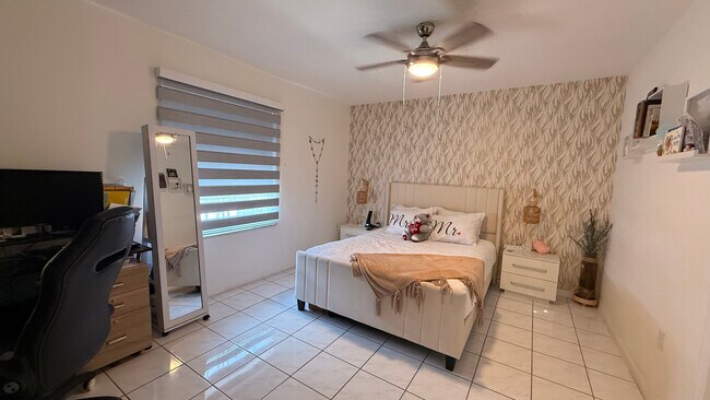 Foto del edificio - 9149 NW 119th Ter