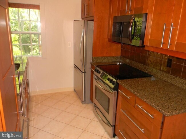 Building Photo - 3930 Langley Ct NW