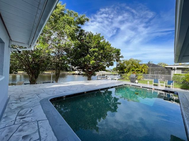 Foto principal - 1518 SE 32nd St