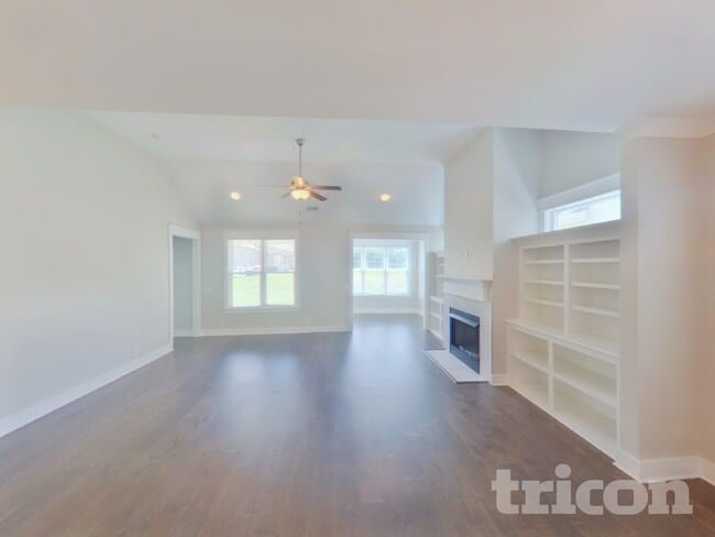 Building Photo - 228 Rockcastle Dr