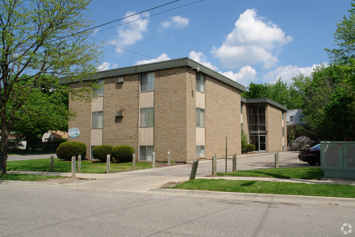 Foto del edificio - Maple Tree Apartments