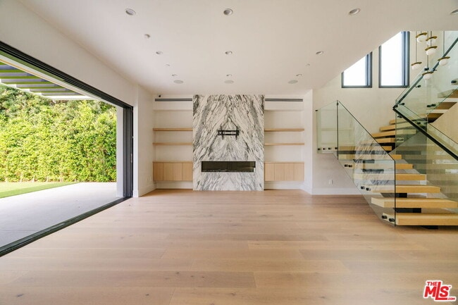 Foto del edificio - 4087 Kraft Ave