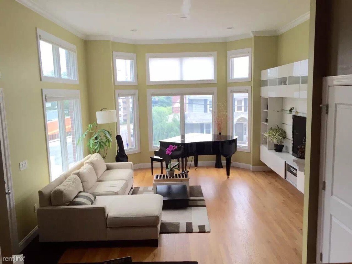Foto principal - 766 Undercliff Ave