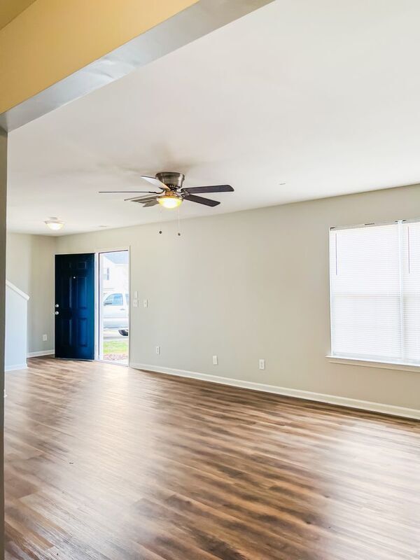 Building Photo - 5731 Laborde Ave
